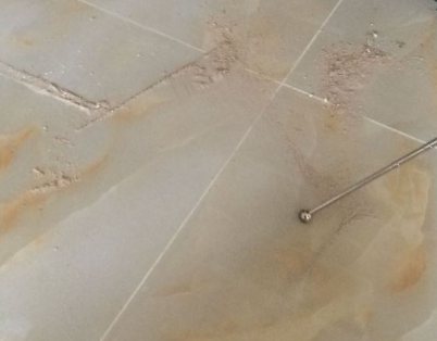 道外瓷砖空鼓维修公司分享粘合剂选择不当在瓷砖铺贴过程中可能导致以下问题